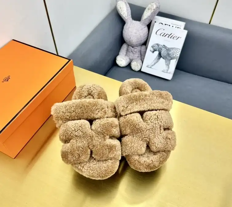 hype Hermes Slippers