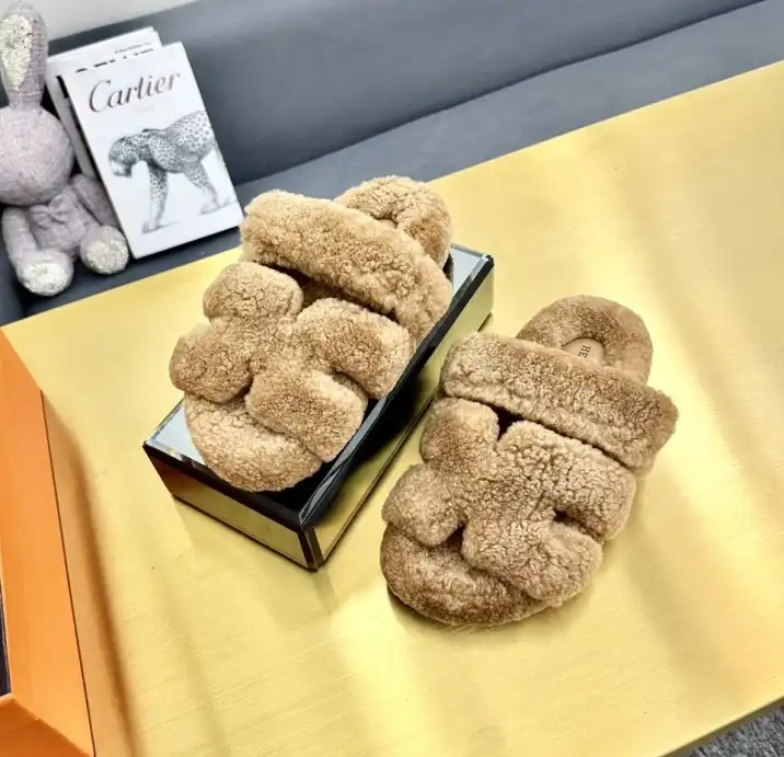 hype Hermes Slippers