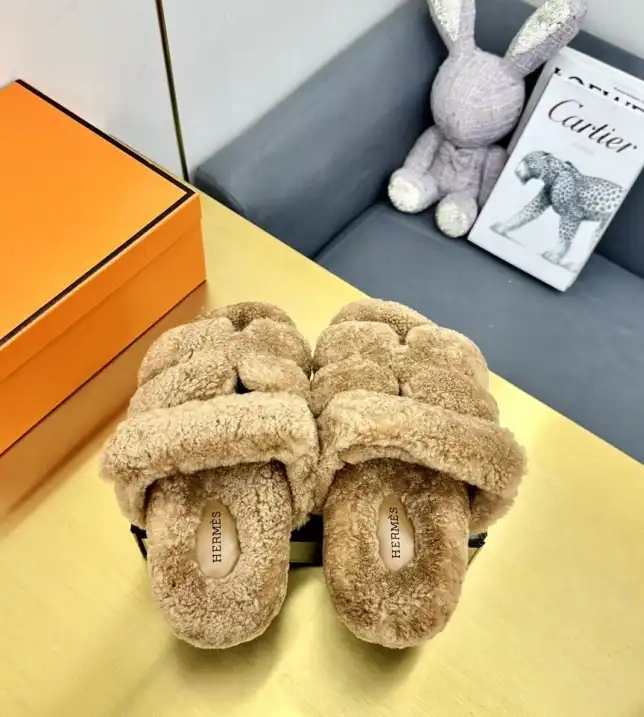 hype Hermes Slippers