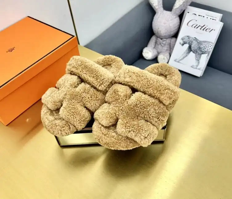 hype Hermes Slippers