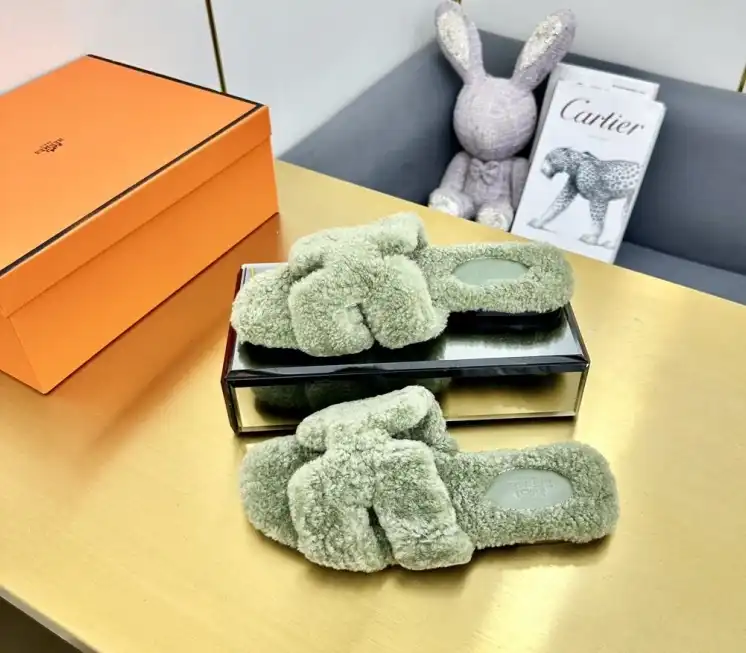 hype Hermes Slippers