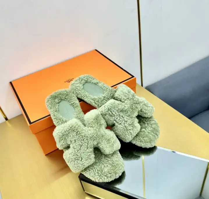 hype Hermes Slippers