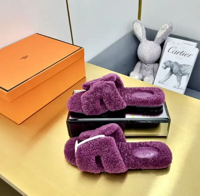 hype Hermes Slippers