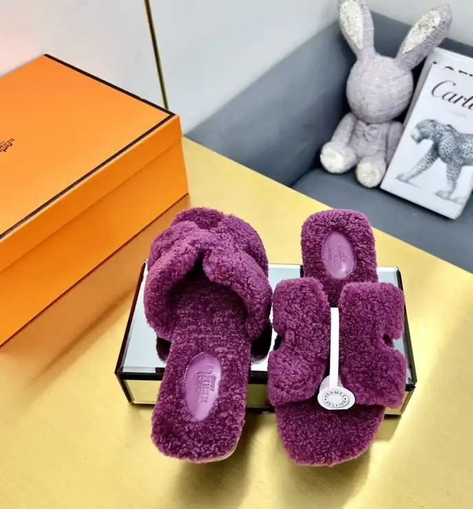 hype Hermes Slippers