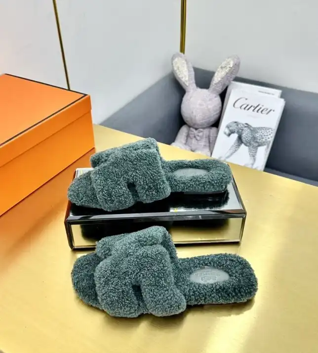 hype Hermes Slippers