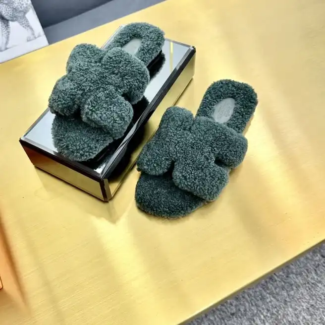 hype Hermes Slippers