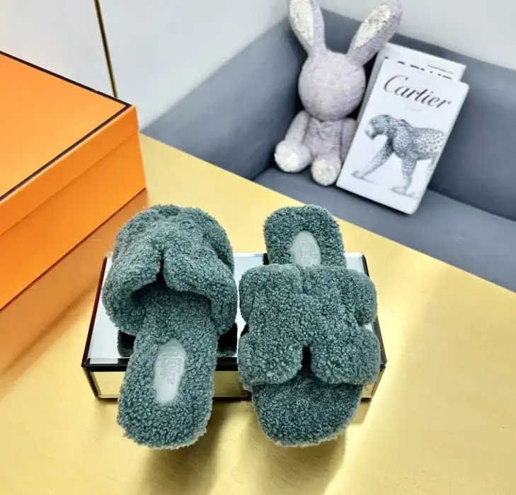 hype Hermes Slippers