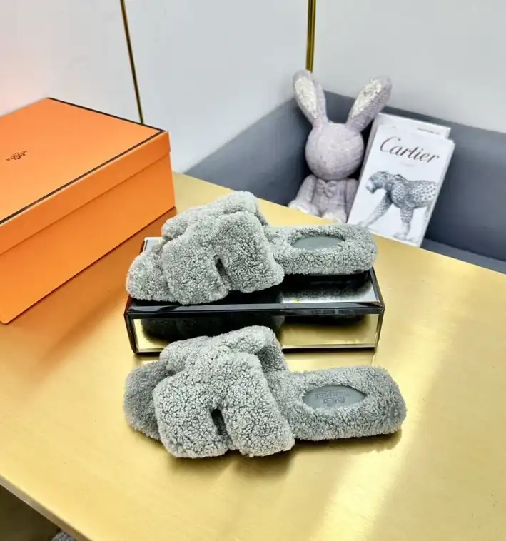 hype Hermes Slippers