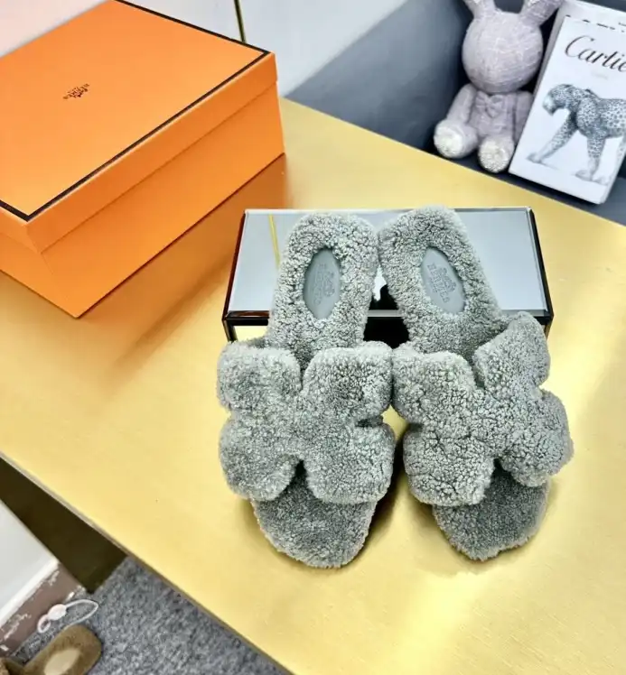 hype Hermes Slippers