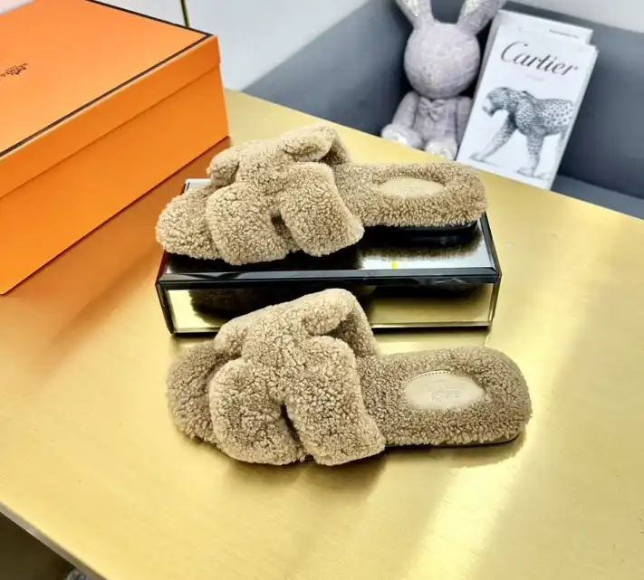 hype Hermes Slippers