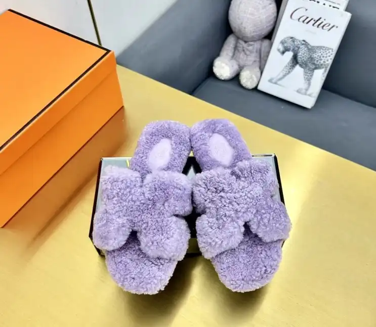 hype Hermes Slippers