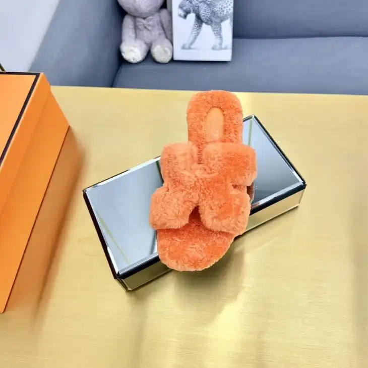 hype Hermes Slippers