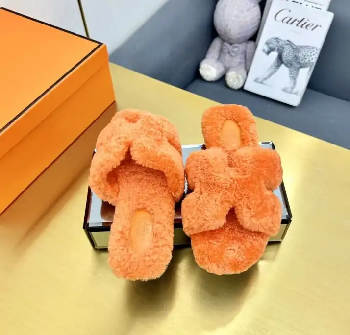 hype Hermes Slippers