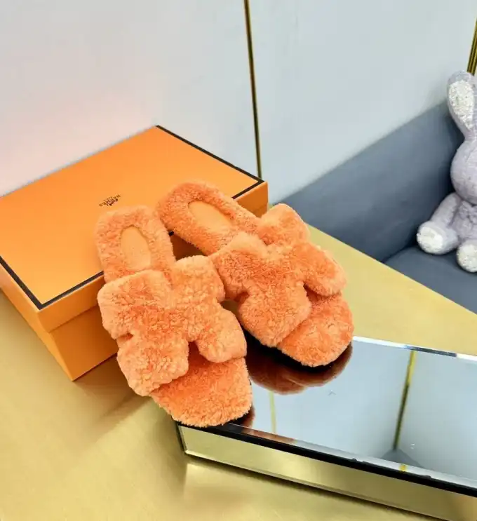 hype Hermes Slippers