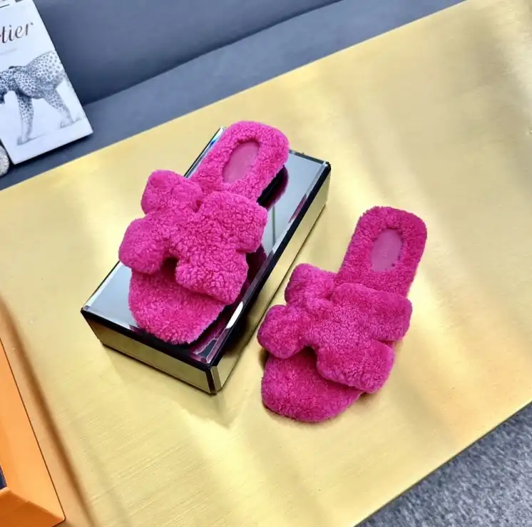 hype Hermes Slippers