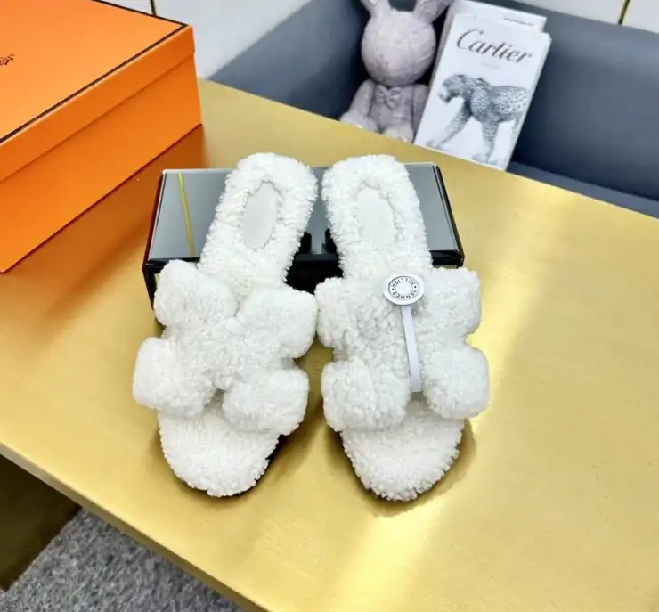 hype Hermes Slippers