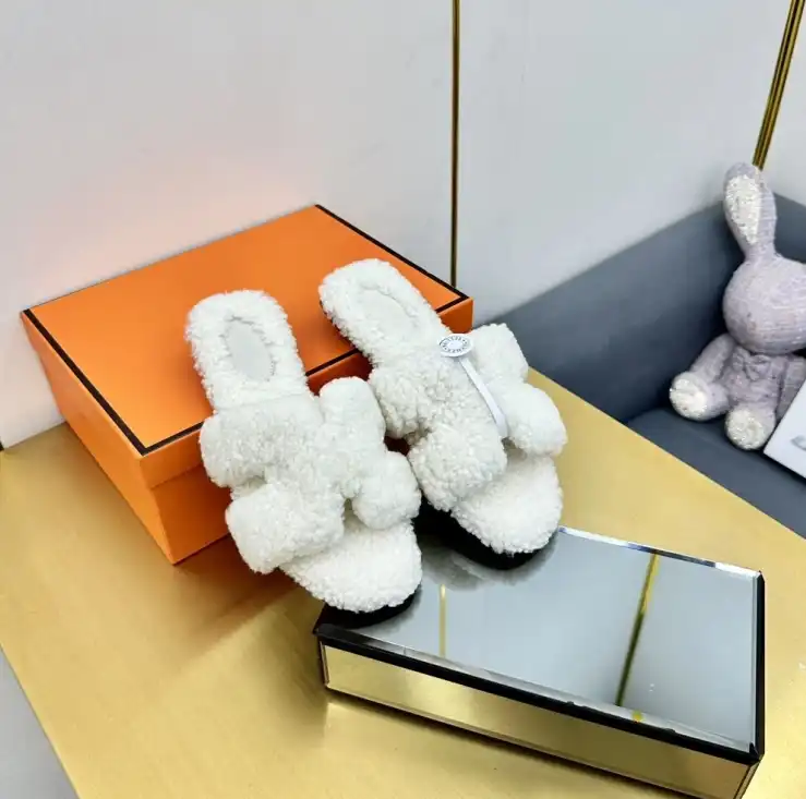 hype Hermes Slippers