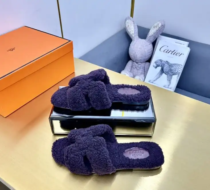 hype Hermes Slippers