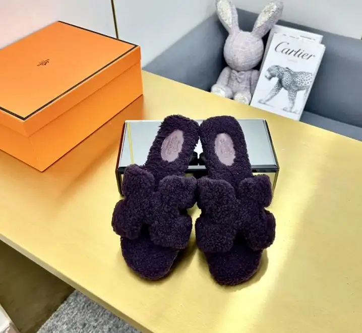 hype Hermes Slippers