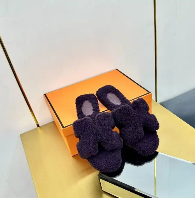 hype Hermes Slippers