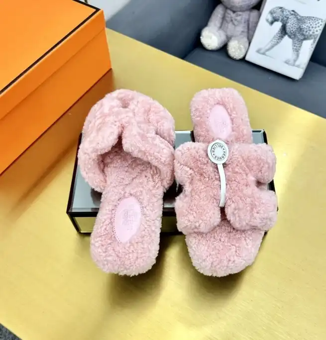 hype Hermes Slippers