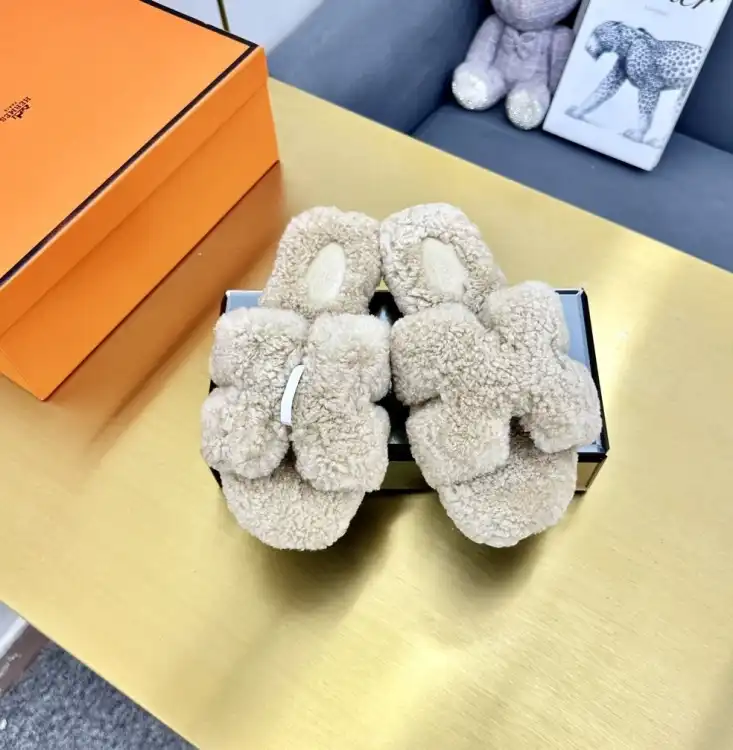 hype Hermes Slippers