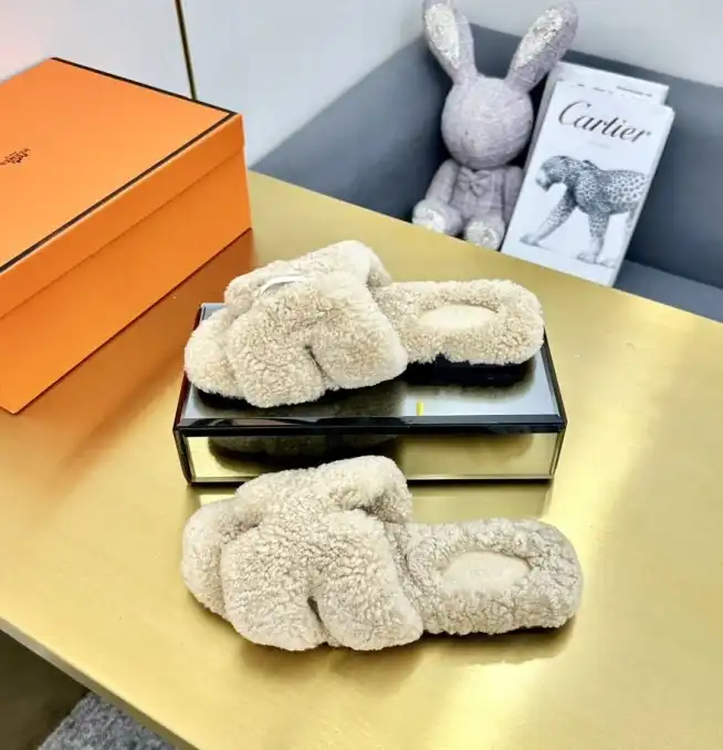 hype Hermes Slippers