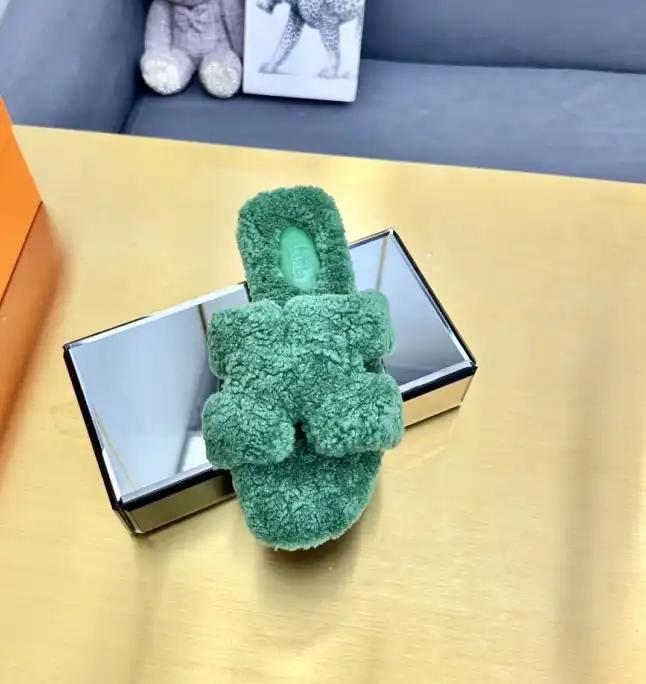 hype Hermes Slippers