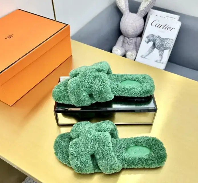 hype Hermes Slippers