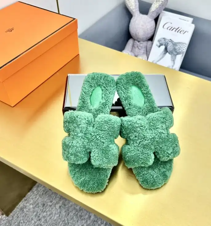 hype Hermes Slippers