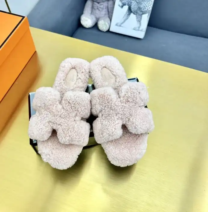 hype Hermes Slippers