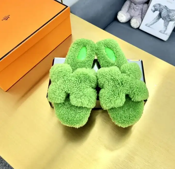 hype Hermes Slippers