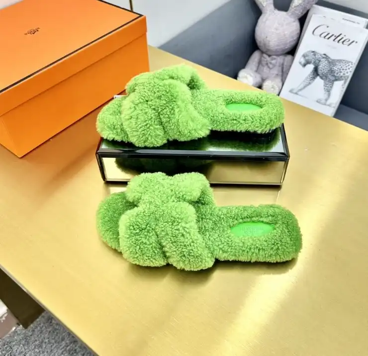 hype Hermes Slippers