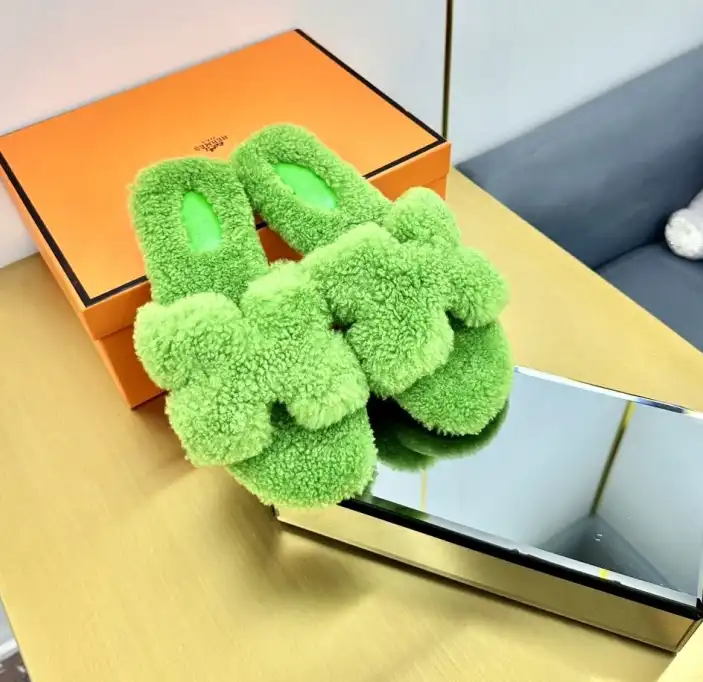 hype Hermes Slippers