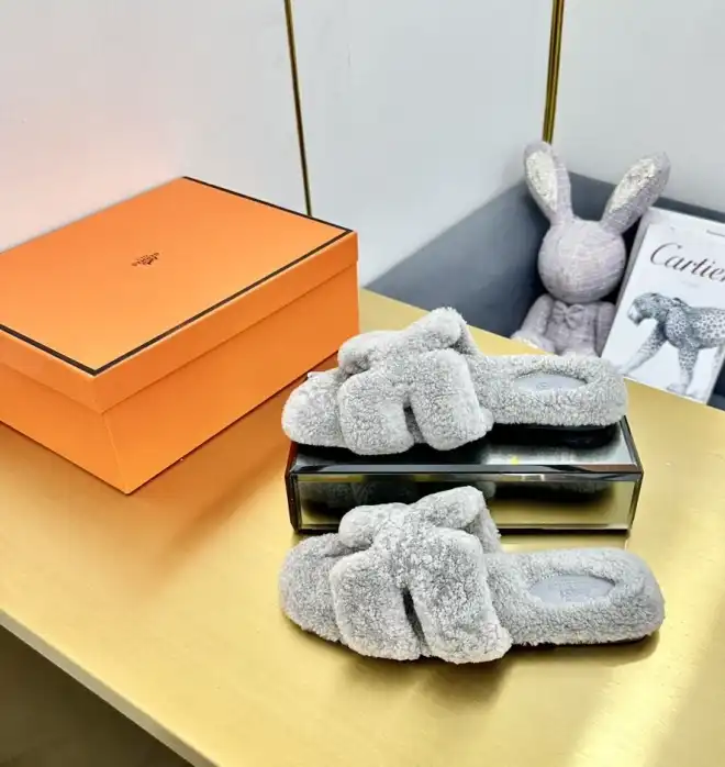 hype Hermes Slippers