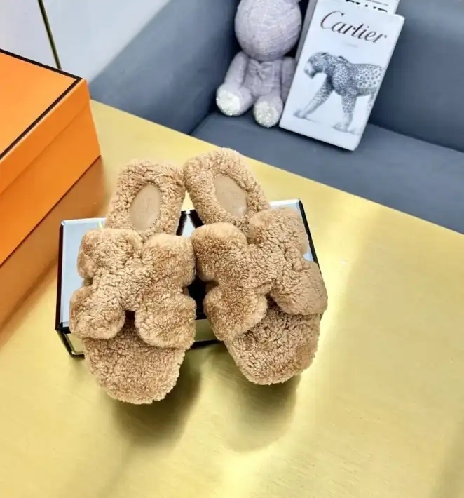 hype Hermes Slippers