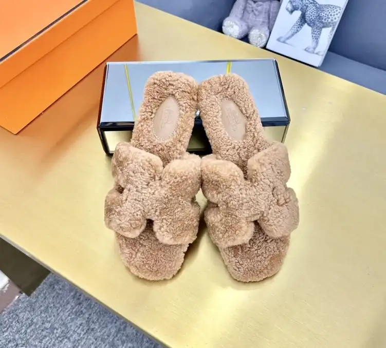 hype Hermes Slippers