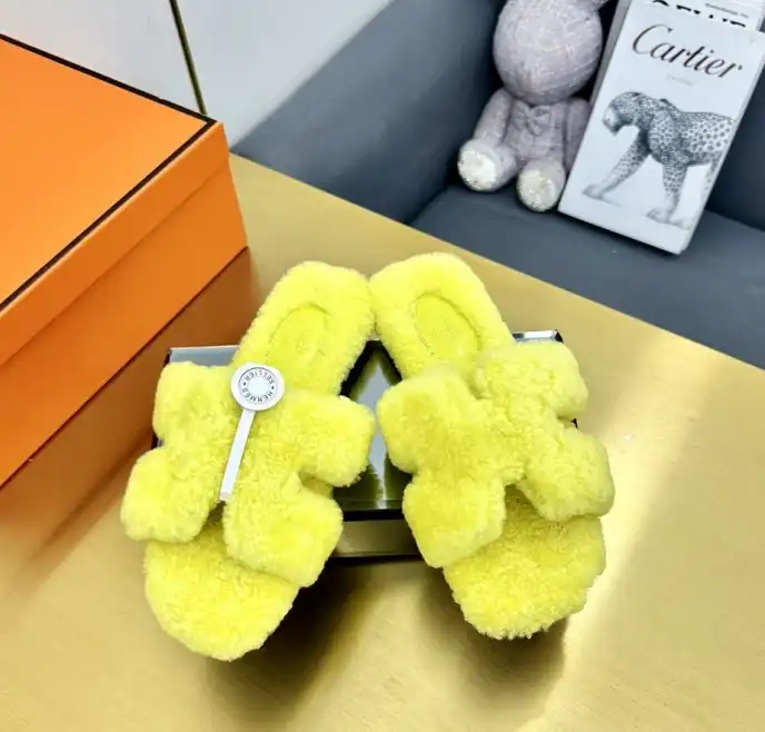 hype Hermes Slippers