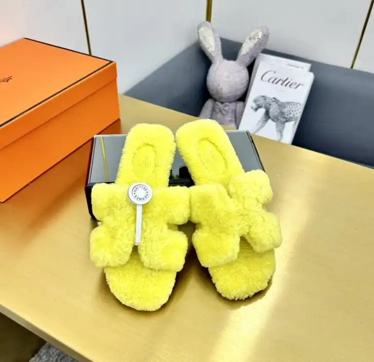 hype Hermes Slippers