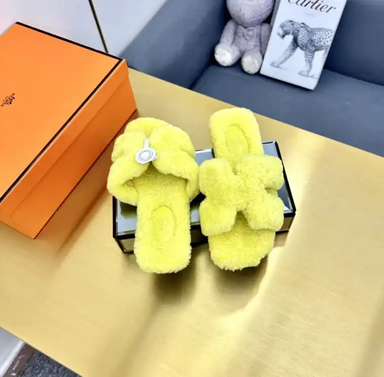 hype Hermes Slippers