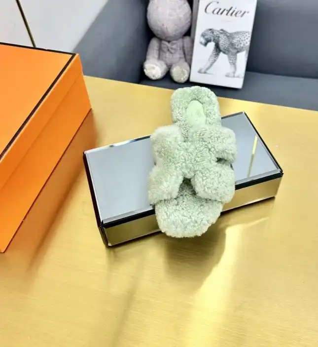 hype Hermes Slippers