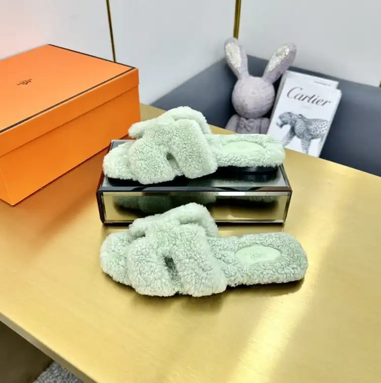 hype Hermes Slippers