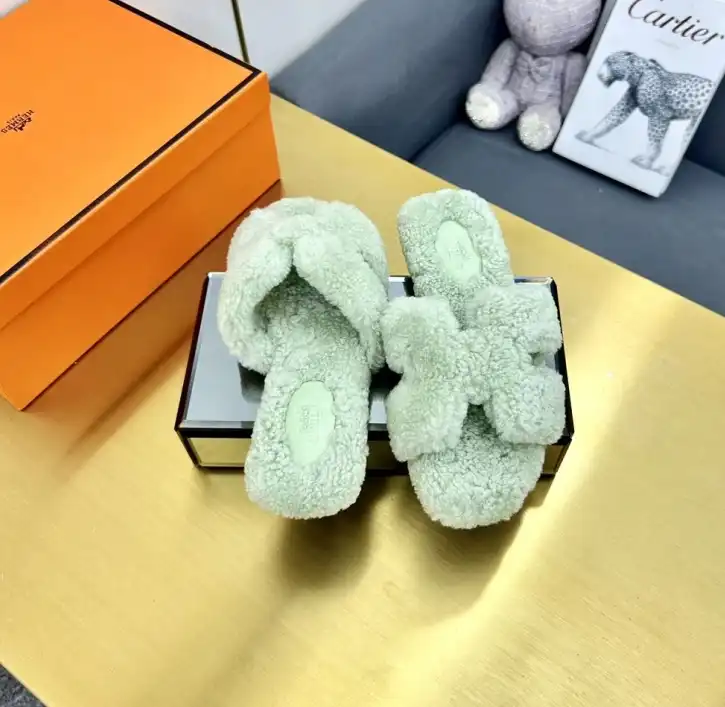 hype Hermes Slippers