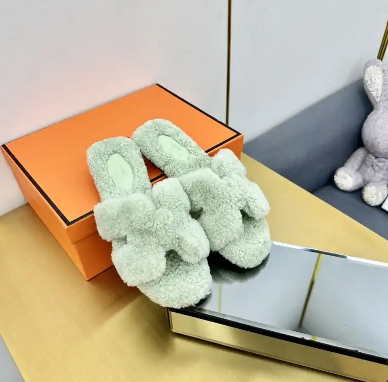 hype Hermes Slippers