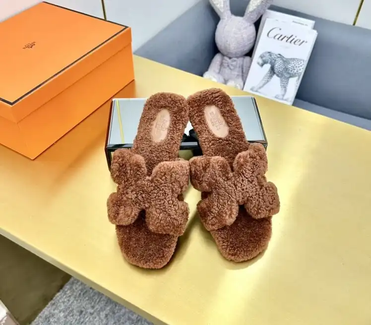 hype Hermes Slippers