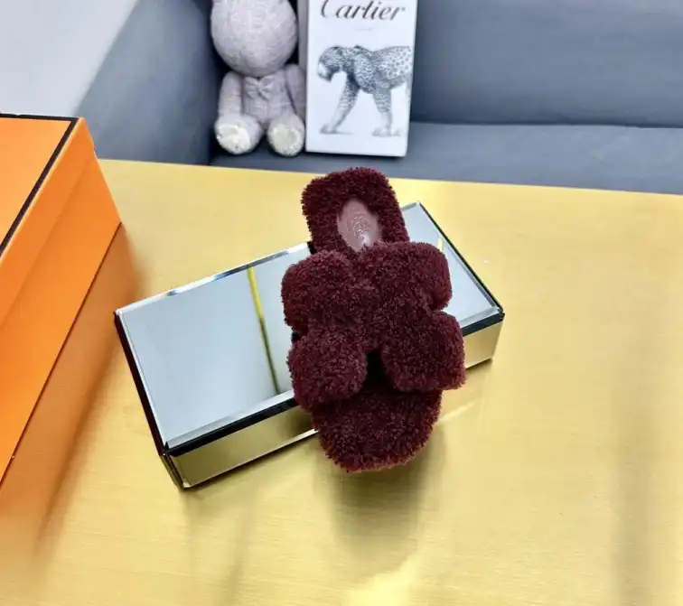 hype Hermes Slippers