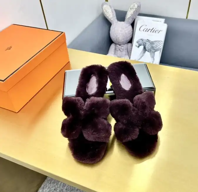 hype Hermes Slippers