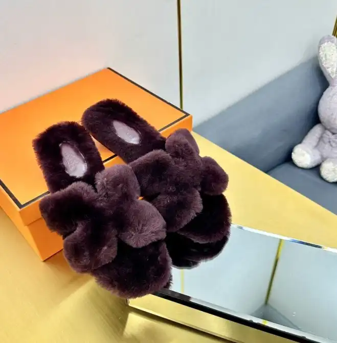 hype Hermes Slippers