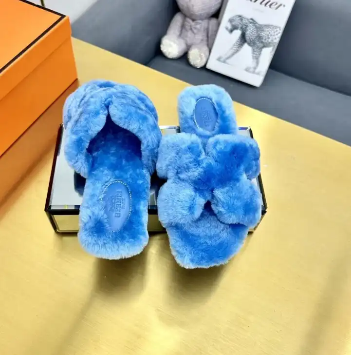 hype Hermes Slippers