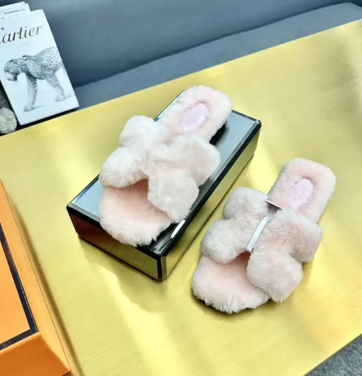 hype Hermes Slippers